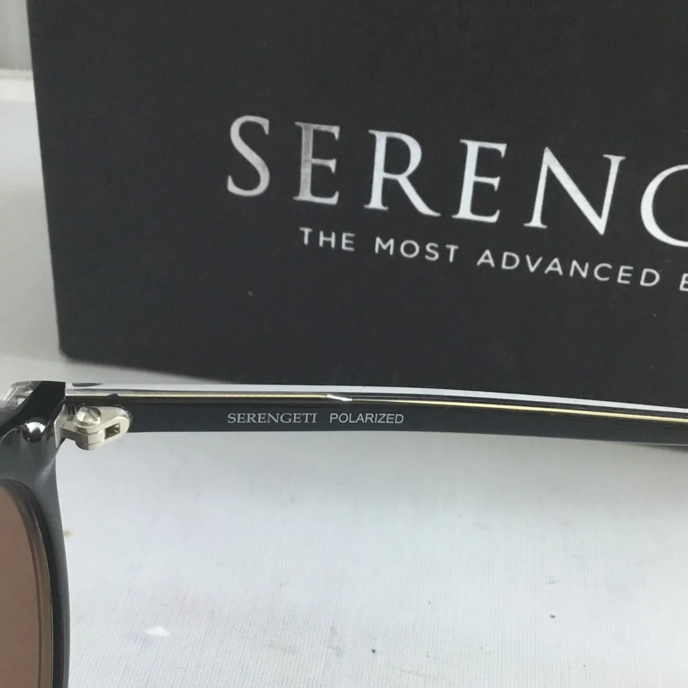 Serengeti Leonora Women Polarized Photochromic.
